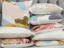 Conjunto De 2 Almofadas Decorativas Roxas E Prateadas 45 X 45 Cm Ixia