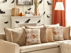 Conjunto De 2 Almofadas Decorativas Em Veludo Creme 45 X 45 Cm Cucurbita