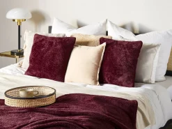 Conjunto De 2 Almofadas Decorativas Vermelho Bordo 45 X 45 Cm Pilea