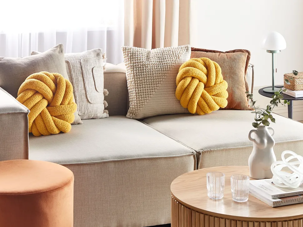 Conjunto De 2 Almofadas Decorativas Com No Em Tecido Boucle Amarelo 31 X 31 Cm Akola
