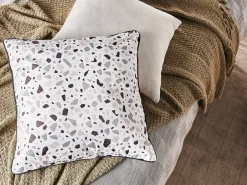 Conjunto De 2 Almofadas Decorativas De Veludo Multicolorido 45 X 45 Cm Lavander