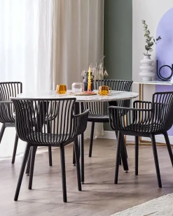 Conjunto De 4 Cadeiras Em Plastico Preto Pesaro