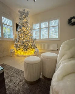 Conjunto De 2 Tamboretes Brancos Com Arrumação Miramar