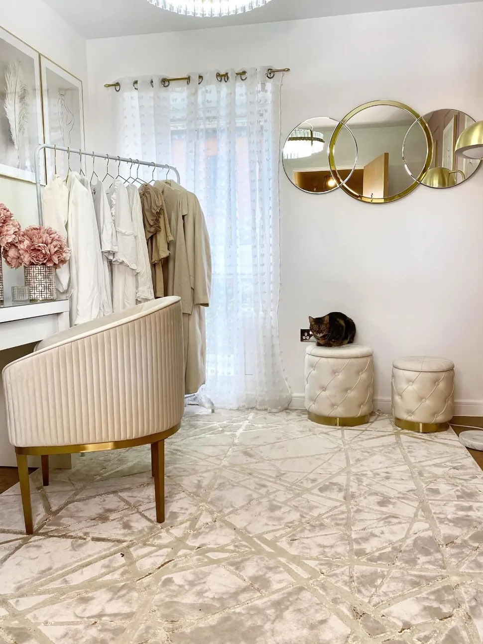 Conjunto De 2 Tamboretes Em Veludo Brancos Pueblo