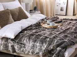 Manta Castanha E Branca 180 X 220 Cm Taddart