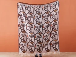 Manta Com Padrao De Caras Branco 130 X 170 Cm Barbot