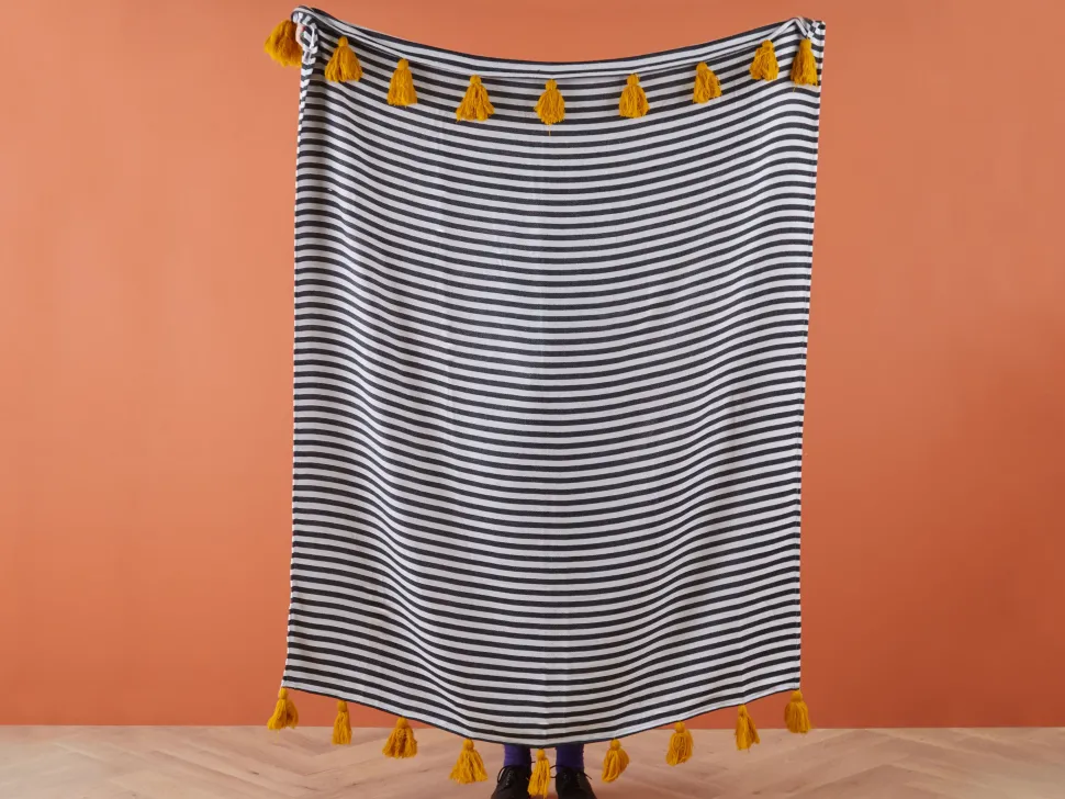 Manta Decorativa Preta E Branca 130 X 170 Cm Sunwal