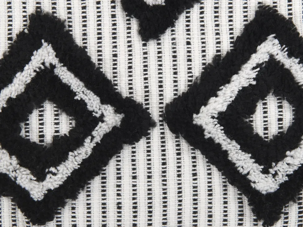 Manta Decorativa Preta E Branca 130 X 150 Cm Saatli