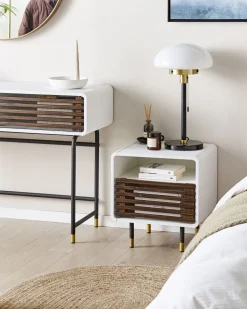 Mesa De Cabeceira Com 1 Porta Branca E Cor De Madeira Escura Rifle