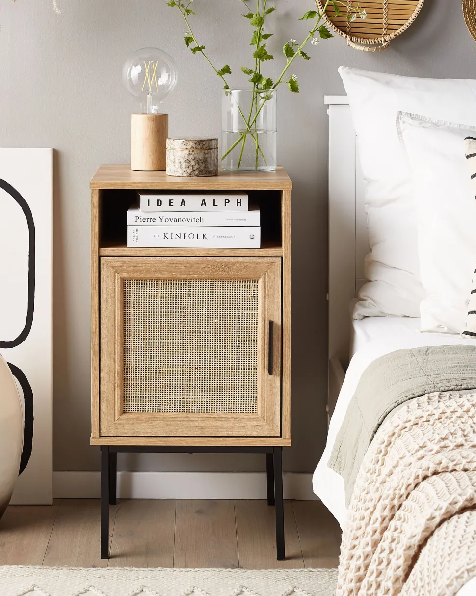 Mesa De Cabeceira Com 1 Porta Em Madeira Clara Pasco