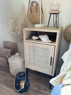 Mesa De Cabeceira Com 1 Porta Em Madeira Clara Pasco