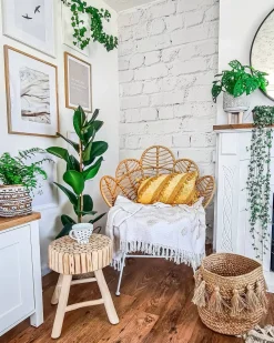 Mesa De Cabeceira Redonda Em Madeira Clara Nampa