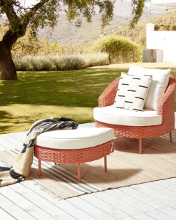 Poltrona De Jardim Em Rattan Com Repousa-Pes Rosa Arcille