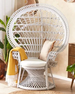 Poltrona Pavao De Rattan Branca Emmanuelle