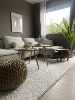 Tamborete Em Pele Sintetica Castanha Escura Com Arrumação Elephant