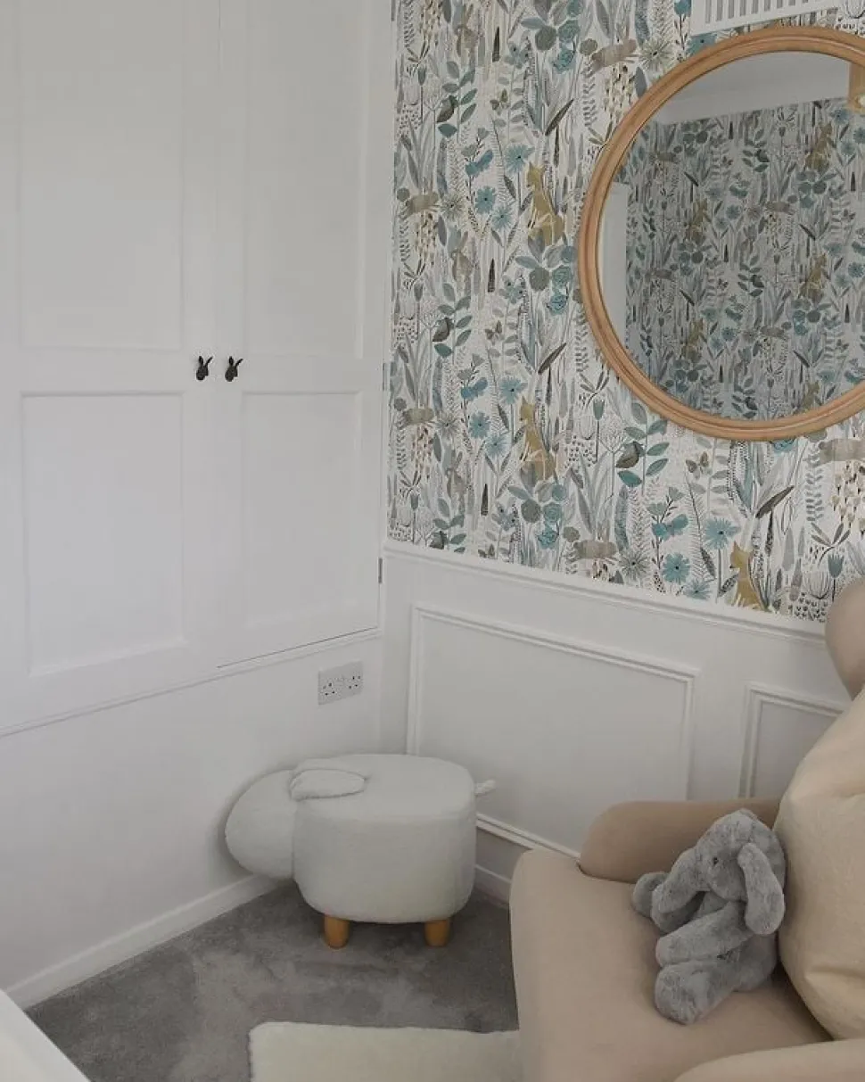 Tamborete Em Tecido Branco Bunny