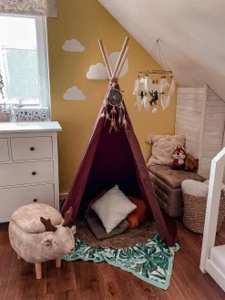 Tamborete Em Tecido Creme Com Arrumação Reindeer