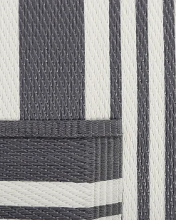 Tapete De Exterior Cinzento Claro E Preto 120 X 180 Cm Delhi