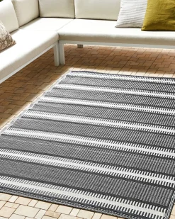 Tapete De Exterior Creme E Preto 160 X 230 Cm Mansa