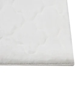 Tapete De Pele Sintetica De Coelho Branca 160 X 230 Cm Gharo