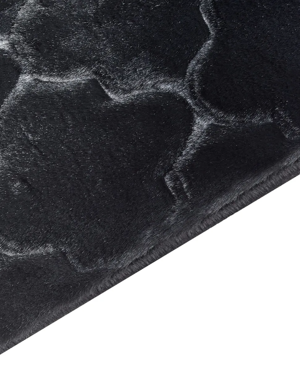 Tapete De Pele Sintetica De Coelho Preta 160 X 230 Cm Gharo