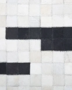 Tapete Em Pele Genuina Preta E Creme 160 X 230 Cm Bolu