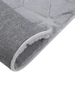 Tapete Em Pele Sintetica De Coelho Cinzenta 160 X 230 Cm Thatta