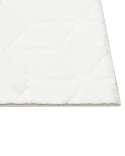 Tapete Em Pele Sintetica De Coelho Branca 160 X 230 Cm Thatta