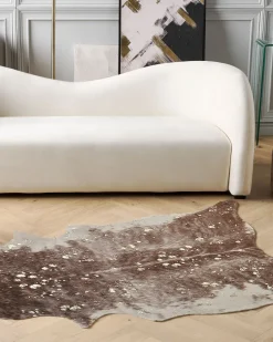 Tapete Em Pele Sintetica De Vaca Castanha Creme E Dourado 150 X 200 Cm Bogong