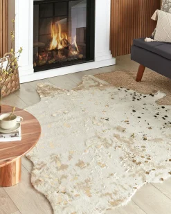 Tapete Em Pele Sintetica De Vaca Creme E Dourado 150 X 200 Cm Bogong