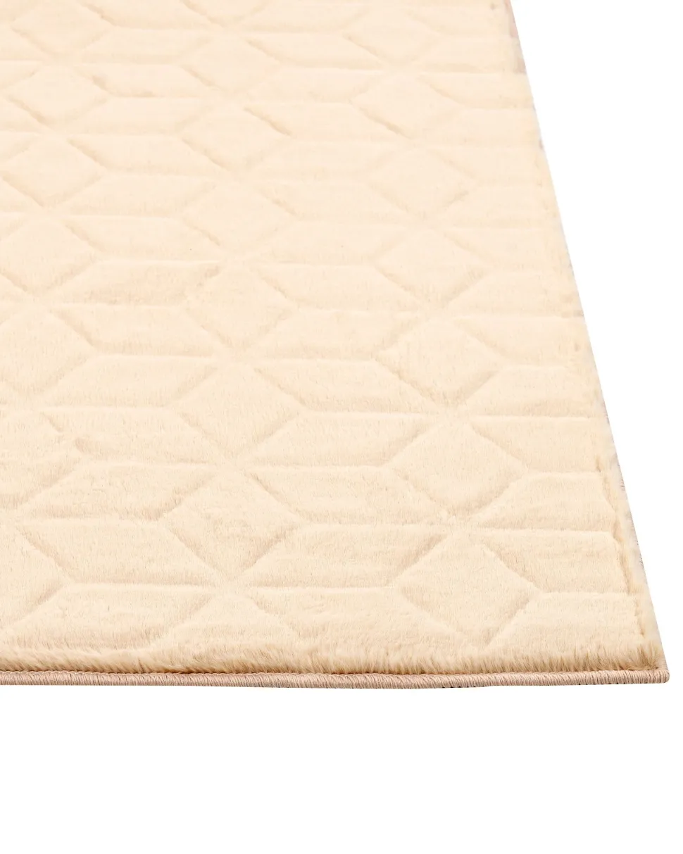 Tapete Em Pele Sintetica De Coelho Creme 160 X 230 Cm Thatta