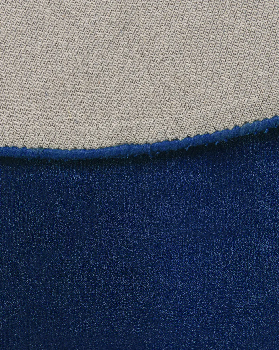 Tapete Redondo Em Viscose Azul Marinho 140 Cm Gesi Ii
